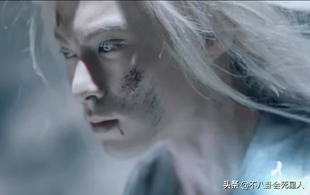 被明星毁掉的6大纸片人：容家美男被拉下神坛，最惨的还是张起灵