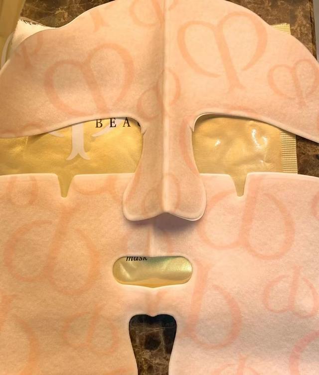 sk2面膜（全球超火的4款补水面膜）