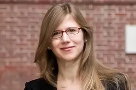 超年轻！博士毕业7年后，她成为哈佛大学法学院教授图片