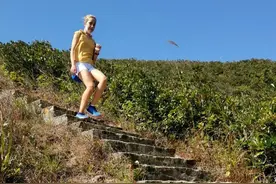 一个人去爬紫罗兰山，是种什么样的体验？图片