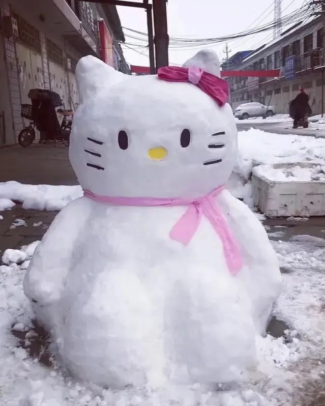 大郑州堆雪人内卷严重，哪个是金奖？全河南的雪人都在这里了