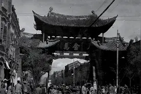 新中国彝族唯一副国级领导是谁？不是龙云不是卢汉，是个绿林好汉图片