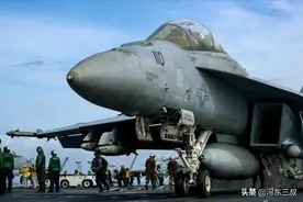 印度航母完成四次海试，阻拦索没装，舰载机也没着落就想服役图片