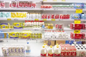 爱喝酸奶的朋友，学会看懂这5样，买到的都是好酸奶图片