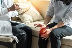 体内有癌，腿部先知？提醒：腿上出现4种怪象，当心大病来临图片
