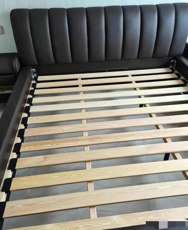 建议:床板就选骨架的,不是误导,是床的使用要求所决定