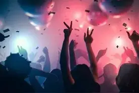 疫情背景下，年轻人为什么还是喜欢逛夜店？图片