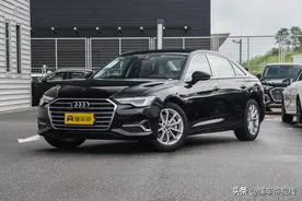 新车｜售价42.79万元起，全新2.0T发动机，新款奥迪A6L上市图片