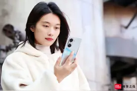 荣耀 60 Pro：5000 万前置隔空换镜+ 1 亿像素后置，Vlog 手机哪家强？图片