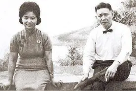 为报恩嫁老板，婚后才知其已有妻子，养大5子后放弃百亿家产离开图片