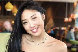 21岁以“牛津大学本科最高荣誉”毕业，赛茜：女孩有野心，这没错图片