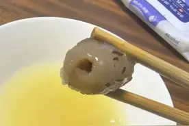 扒下红皮又去了硬核的「去皮红枣」，咋搞出来的？图片