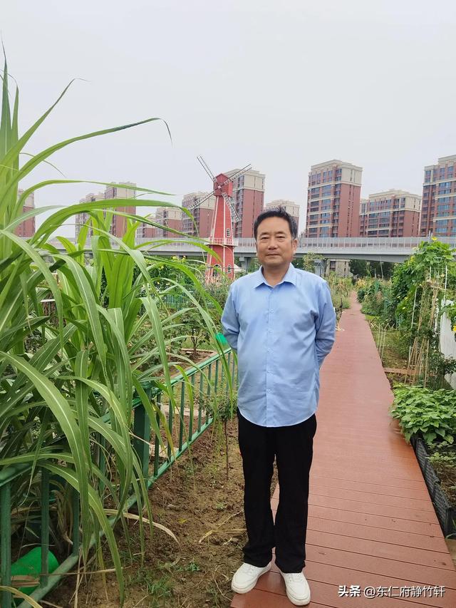 联题陕西省西安市西咸新区创新港绿浪公社风光 文/李景宁