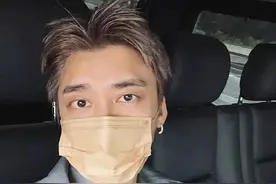 李易峰“塌房”事件后，女网红湾湾被扒出，曾为见54先生吃美白丸图片