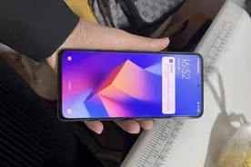 红米5G，上市卖2699，现在只要1679，12+256GB图片