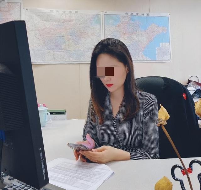 女子夜班遭遇歹徒，不仅不反抗还帮他带安全套：这样对咱俩都好！