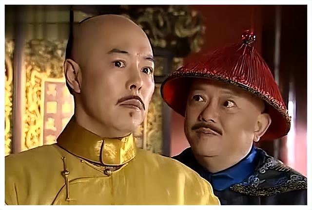 野史:和珅临死前,拿出了乾隆赐的保命诏书,打开一看只有三个字