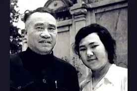 朱德让警卫员找女儿回家，朱敏一进门，看到眼前的画面瞬间消气图片