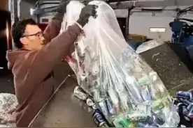 武汉设计院院长的荒唐人生：宁愿在美国捡垃圾不回国，惨死地下室图片