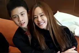 坚持母乳喂养12年，狄莺“畸形”的母爱将儿子送进监狱图片