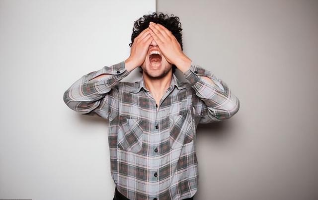 总是情绪亢奋?自测一下是不是得了躁狂症