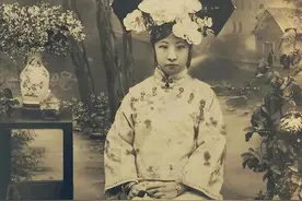 清朝末代格格们都嫁给了谁？好几位大明星，其实都是皇室后裔图片