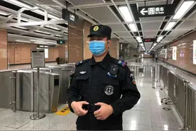 轨交线上的“安保尖兵”英盾安防践初心守护出行安全图片