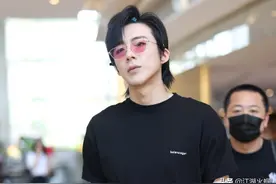 小爆料：张艺兴 牛骏峰 肖战 许凯 杨紫 成毅 王源 郭敬明 刘宇 于正 李兰迪图片