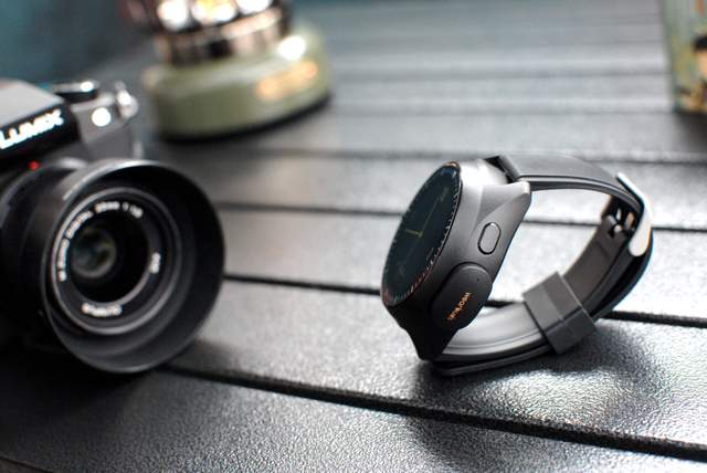 耳机手表二合一设计，智能手表新形态：Wearbuds watch X2