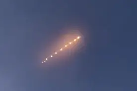 黑龙江天有异象，俄罗斯也在关注，到底啥情况，北部战区肯定知道图片