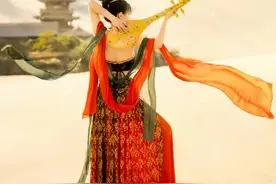 千古名篇《洛神赋》背后隐藏的真实故事，道尽了曹植悲情的一生图片