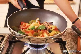 不粘锅有毒？铁锅、不粘锅、不锈钢锅…选购指南来啦图片