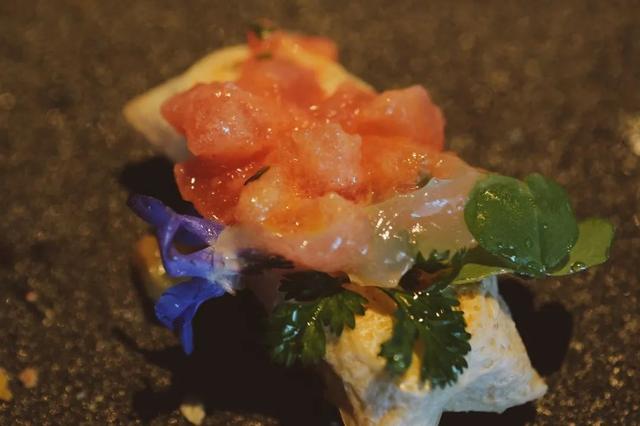 酒店花胶汤多少钱一碗 2025年酒店花胶汤的做法大全