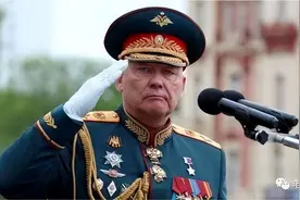 “钢铁将军”接管在乌俄军指挥权，战功赫赫被称为当代朱可夫图片