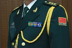 继21式军服后，解放军服装再迎巨变，抢先看看这次的变化在哪里？图片