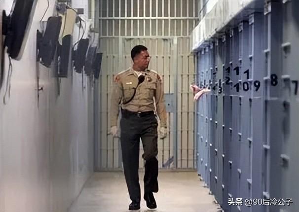 吴亦凡获刑13年,罚款6亿,更可笑的是他的牢狱生存,让人解恨