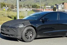 新款Model 3细节曝光！大灯、保险杠都有变化，新Model Y也在路上图片
