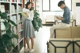 女大学生将暗恋心情发到网上，竟收到男生回复，网友表示磕到了图片