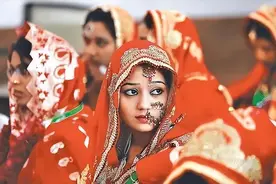 揭秘印度“圣女”真实生活：十几岁就沦为高级僧妓，最终孤独终老图片