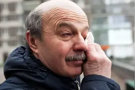 眼睛迎风流泪，到底是不是病？图片