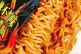 值得回味的童年干脆面，吃也吃不完图片