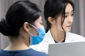 谢谢你医生第三十二集：徐一然和父亲冰释前嫌图片