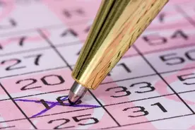 名家汇总这注5+2冲击今晚大乐透头奖！图片