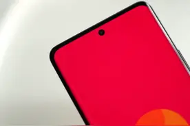 上市短短五个月，1亿像素手机跌至1399元，5000mAh+67W+旗舰曲屏图片