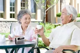 如果不差钱，建议中老年人：多喝这4种茶，既实惠对身体还好图片
