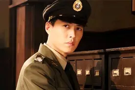 历史上《伪装者》中的明楼，颜值一般，五重间谍身份，死于1987年图片