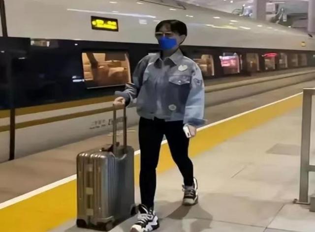 上海女大学生夜里被强奸，误以为是做春梦卖力配合对方，最后报警