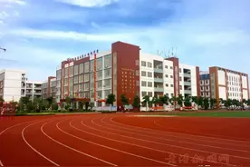关注！贵港市2022年高中阶段学校招生录取最低控制等级公布图片