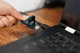 颠覆你对U盘的认知！小体积+SSD的速度，让你跟龟速存储说拜拜图片