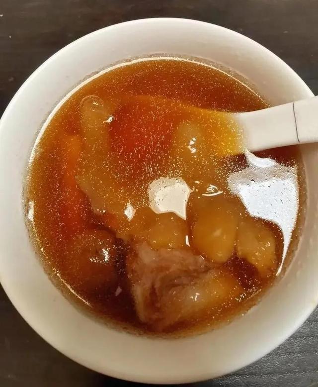 花胶炖雪梨的功效与作用 2026年花胶炖雪梨的功效与作用是什么